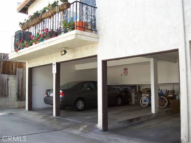 Hermosa Beach, CA 90254,659 4th Street