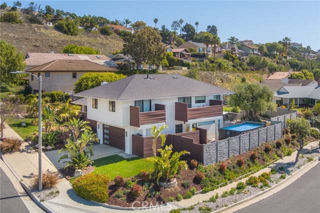 Rancho Palos Verdes, CA 90275,31222 Floweridge Drive