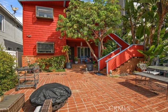 Marina Del Rey, CA 90292,21 Mast Street