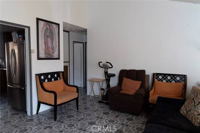 Lawndale, CA 90260,4518 W 164th Street