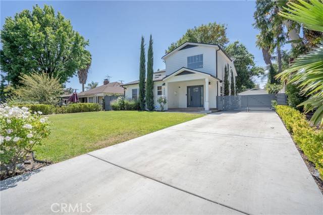 Toluca Lake, CA 91601,4845 Denny Avenue