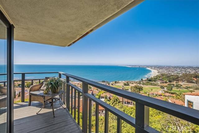 Palos Verdes Estates, CA 90274,744 Via Somonte