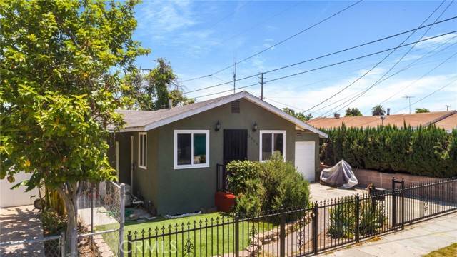 Maywood, CA 90270,5506 Pine Avenue