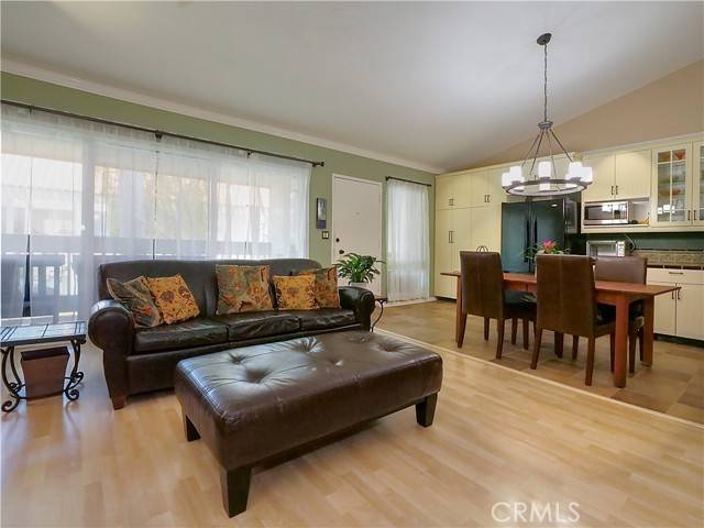 Redondo Beach, CA 90277,633 S Prospect Avenue #202