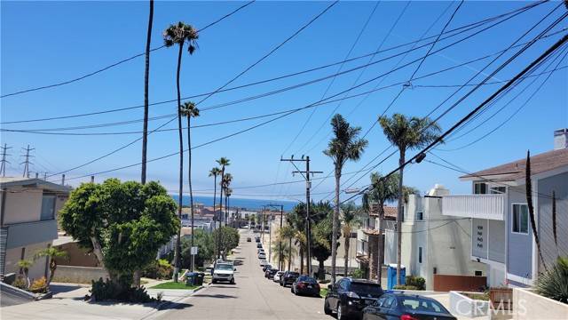 Hermosa Beach, CA 90254,950 1st