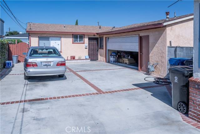 Lawndale, CA 90260,15301 Avis Avenue