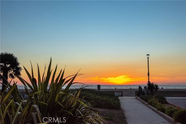 Hermosa Beach, CA 90254,59 15th Street