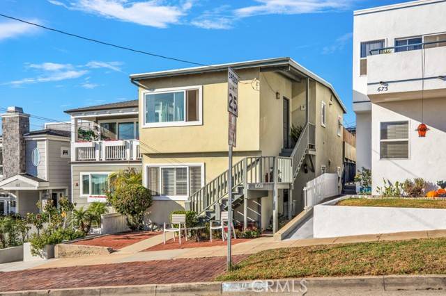 Hermosa Beach, CA 90254,671 Longfellow Avenue