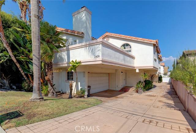 Redondo Beach, CA 90278,2409 Carnegie Lane #C