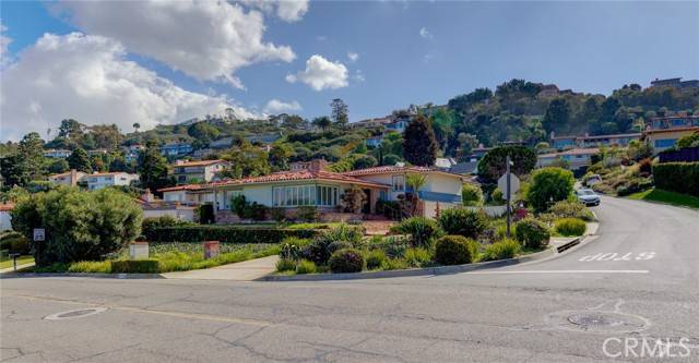 Palos Verdes Estates, CA 90274,760 Via Del Monte