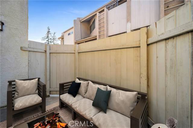 Studio City, CA 91604,10911 Bluffside Drive #21