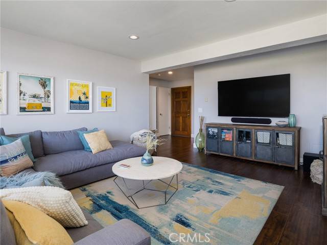 Hermosa Beach, CA 90254,1720 Ardmore Avenue #303