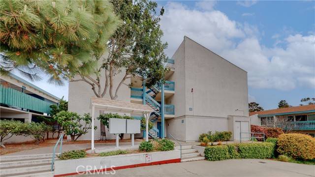 Redondo Beach, CA 90277,800 Camino Real #207