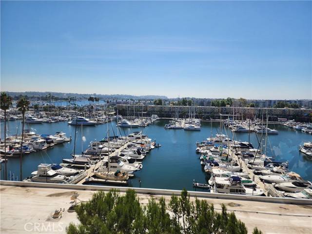 Marina Del Rey, CA 90292,4335 Marina City Dr #438