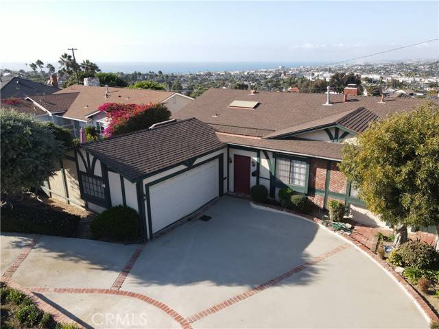 Redondo Beach, CA 90277,341 Avenida Atezada