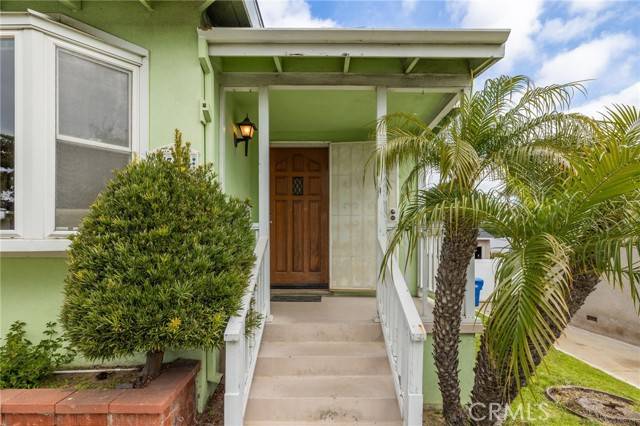 Redondo Beach, CA 90277,1318 S Helberta Avenue