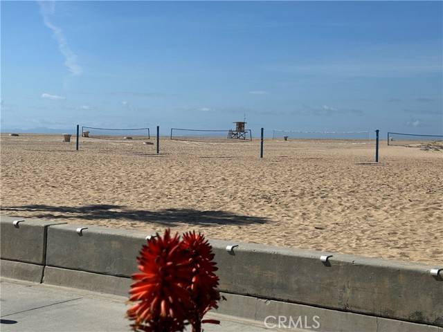 Newport Beach, CA 92661,506 E Oceanfront