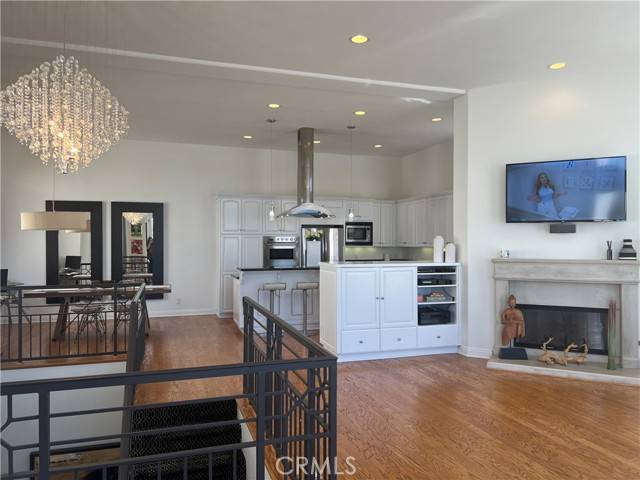 Hermosa Beach, CA 90254,703 11th Street