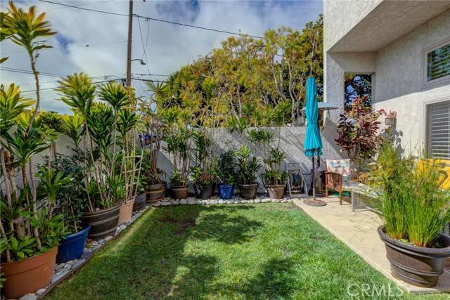 Redondo Beach, CA 90277,216 S Juanita Avenue #A