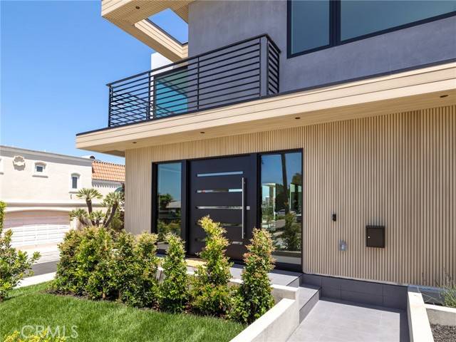 Hermosa Beach, CA 90254,3100 Tennyson Place