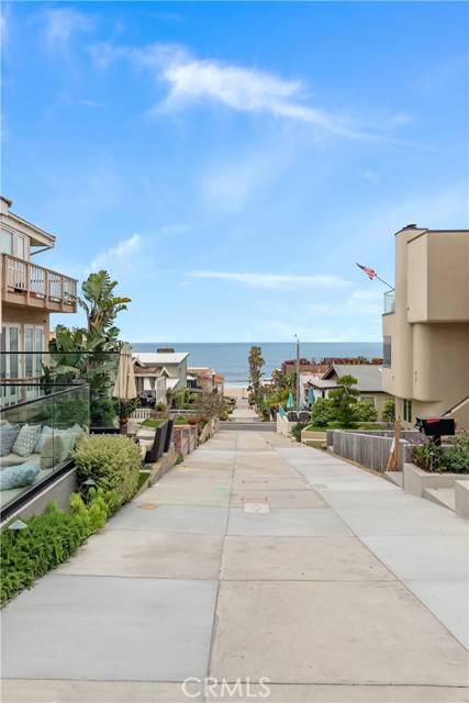 Manhattan Beach, CA 90266,229 25th Street