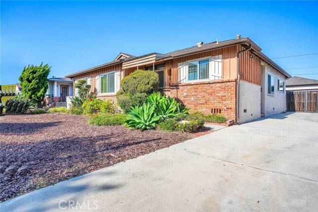 Torrance, CA 90503,1308 Teri Avenue