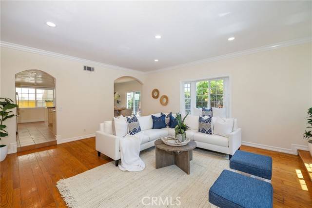 Redondo Beach, CA 90278,2206 Marshallfield Lane #B