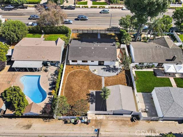 West Hills, CA 91307,22459 Vanowen Street