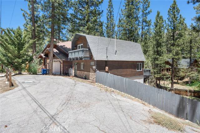 Big Bear Lake, CA 92315,42662 Juniper Drive