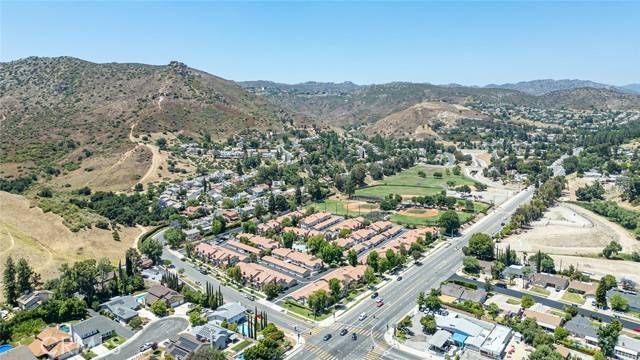 West Hills, CA 91307,6805 Valley Circle Boulevard #16