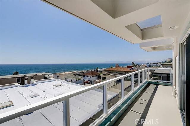 Manhattan Beach, CA 90266,3305 Bayview Drive