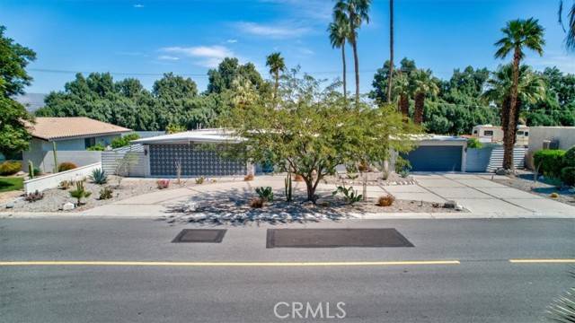 Palm Springs, CA 92262,2922 N Farrell Drive