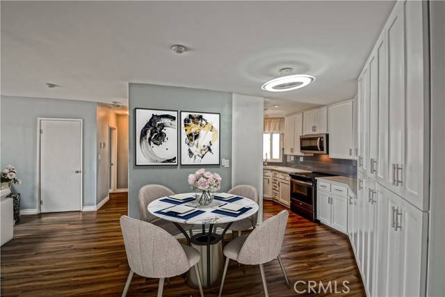 Redondo Beach, CA 90277,1108 Camino Real #510