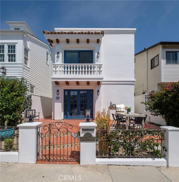 Manhattan Beach, CA 90266,329 6th Street