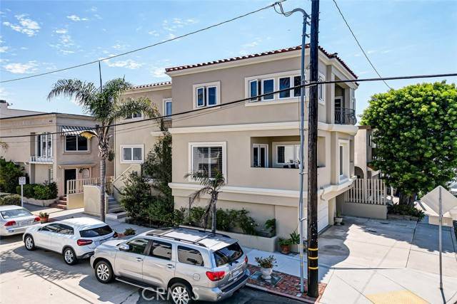 Manhattan Beach, CA 90266,120 Highland Avenue