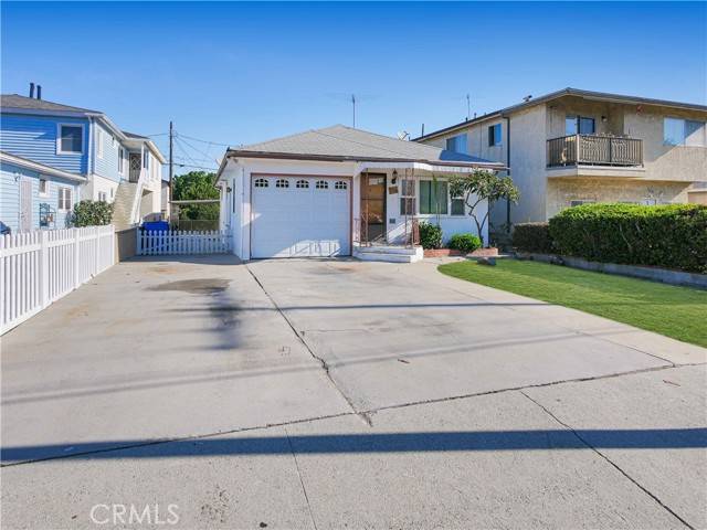 San Pedro, CA 90731,932 W 25th Street