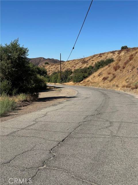 Agua Dulce, CA 91390,0 Koontz