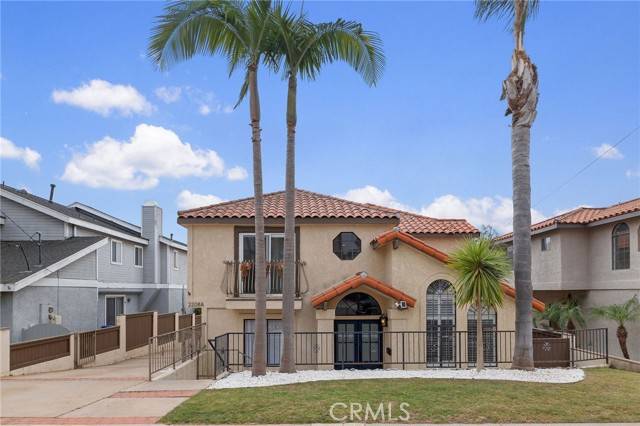 Redondo Beach, CA 90278,2208 Marshallfield Lane #A