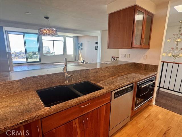 Hermosa Beach, CA 90254,736 Gould Avenue #30