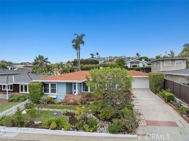 Corona Del Mar, CA 92625,441 Seaward Road