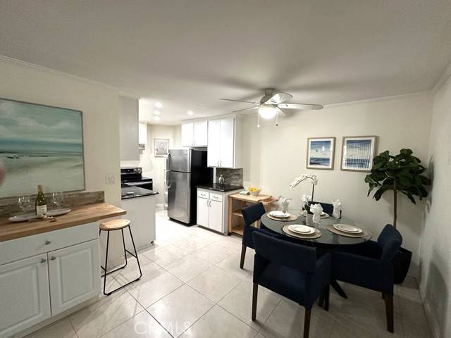 Redondo Beach, CA 90277,1108 Camino Real #409