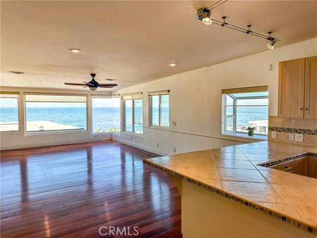 Redondo Beach, CA 90277,320 Paseo De La Playa #C