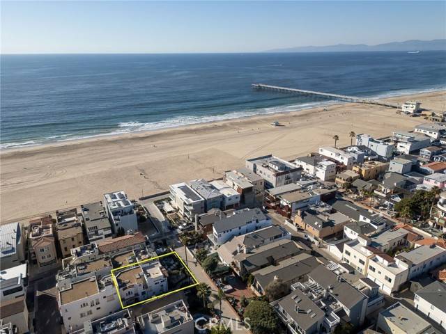 Hermosa Beach, CA 90254,32 8th Street