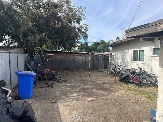 San Fernando, CA 91340,12958 Corcoran Street