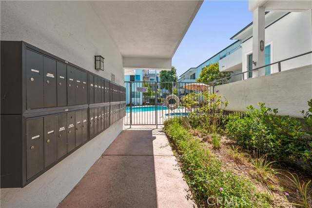 Redondo Beach, CA 90277,415 S Prospect Avenue #203