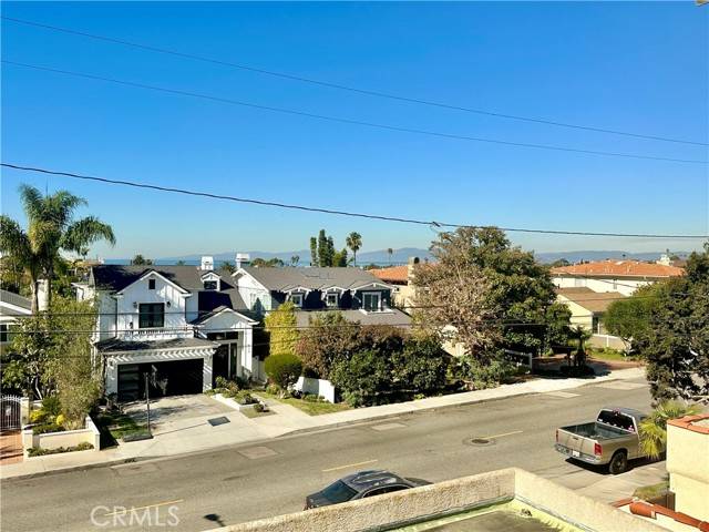 Redondo Beach, CA 90277,516 S Juanita Avenue