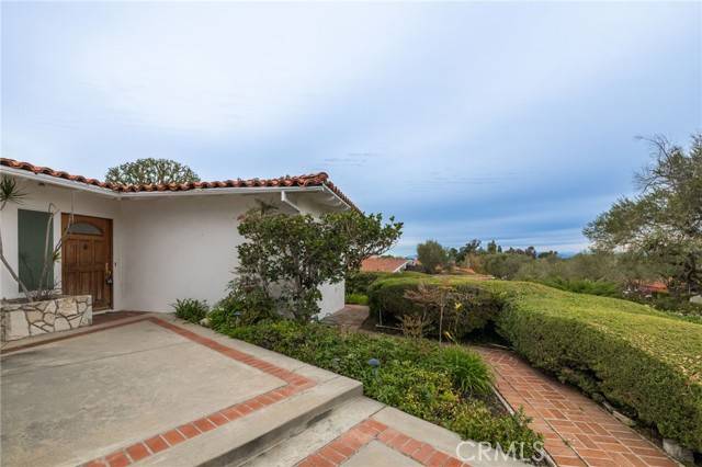 Palos Verdes Estates, CA 90274,2432 Via Sonoma