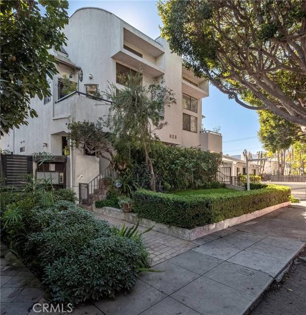 Santa Monica, CA 90405,828 Grant Street #6