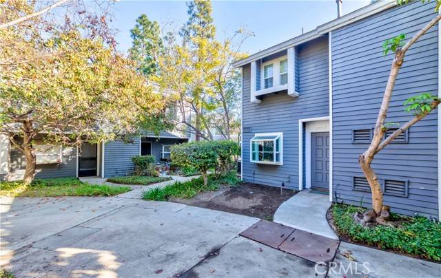 Wilmington, CA 90744,25517 Pine Creek Lane #105