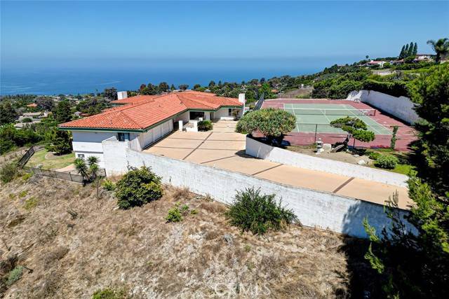 Palos Verdes Estates, CA 90274,1501 Via Coronel